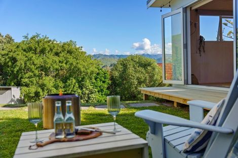 Photo of property in 33a Hicks Crescent, Waikanae Beach, Waikanae, 5036