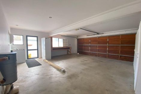 Photo of property in 2/90 Nile Road, Milford, Auckland, 0620