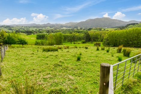 Photo of property in 50 Upper Whangateau Road, Big Omaha, Warkworth, 0985