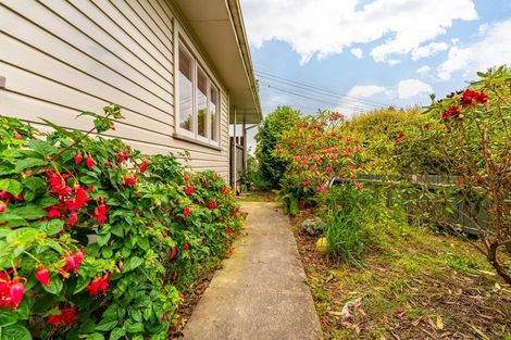 Photo of property in 6 Hughes Street, Waimate, 7924