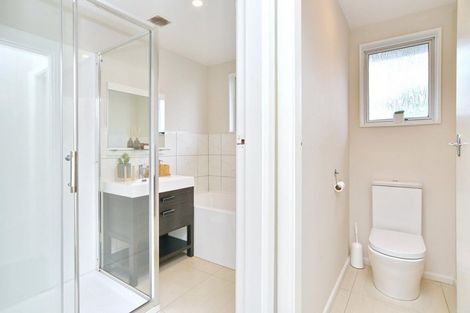 Photo of property in 1/2 Bayswater Crescent, Bromley, Christchurch, 8062