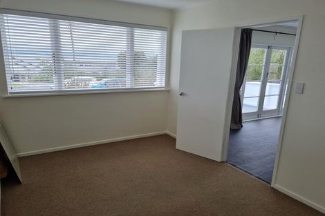 Photo of property in 2/1341 Whangaparaoa Road, Army Bay, Whangaparaoa, 0930