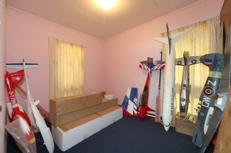 Photo of property in 194 Flaxmere Avenue, Flaxmere, Hastings, 4120