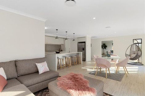 Photo of property in 127 Penetaka Heights, Pyes Pa, Tauranga, 3112