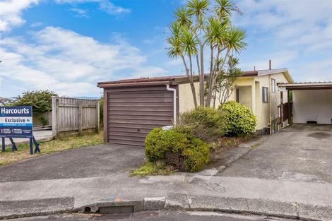 Photo of property in 15a Lenox Grove, Johnsonville, Wellington, 6037