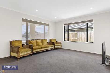 Photo of property in 10 Fearnley Grove, Pyes Pa, Tauranga, 3112