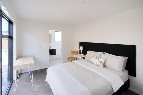 Photo of property in 64 Creyke Road, Ilam, Christchurch, 8041