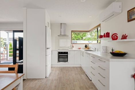 Photo of property in 2/32 Nikau Street, Stoke, Nelson, 7011