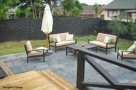 Photo of property in 10 Sunningdale Street, Wattle Downs, Auckland, 2103