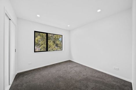 Photo of property in 2/9 Wilson Place, Papakura, 2110