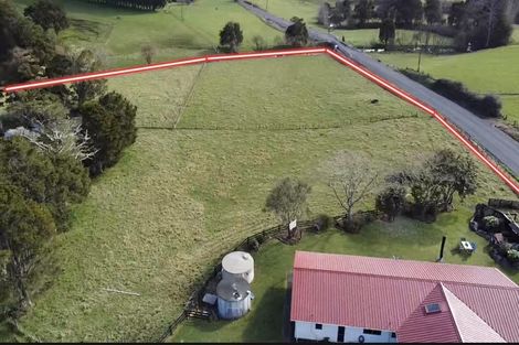 Photo of property in 80 Pataua Road North, Whareora, Whangarei, 0175
