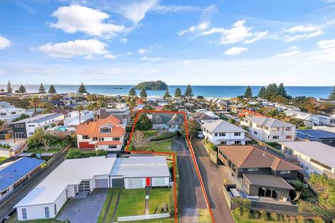 Photo of property in 11 Oceanview Road, Mount Maunganui, 3116