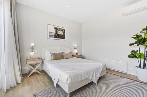 Photo of property in 15 Kereru Crescent, Wanaka, 9305