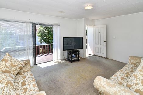 Photo of property in 129 Finlayson Avenue, Clendon Park, Auckland, 2103