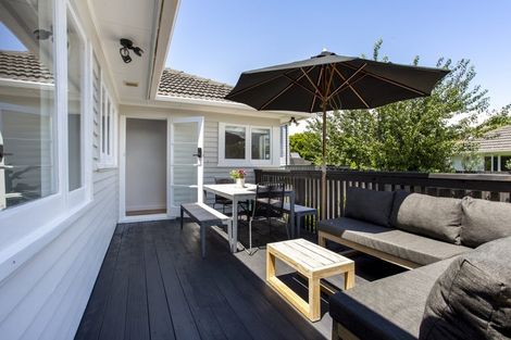 Photo of property in 58 Kervil Avenue, Te Atatu Peninsula, Auckland, 0610