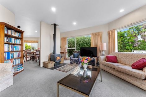 Photo of property in 2/51 Prospect Terrace, Milford, Auckland, 0620