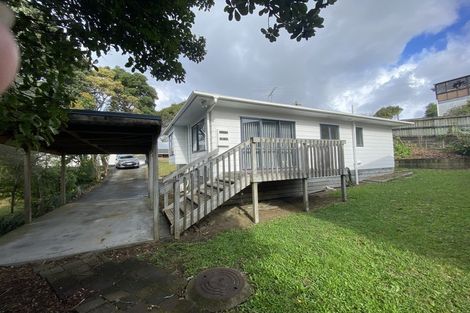 Photo of property in 9 Bridge Avenue, Te Atatu South, Auckland, 0610