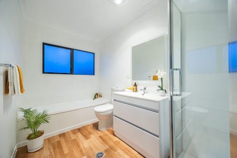 Photo of property in 1/4 Charlenne Close, Ranui, Auckland, 0612