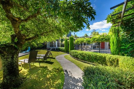 Photo of property in 564 Featherston Street, Roslyn, Palmerston North, 4414