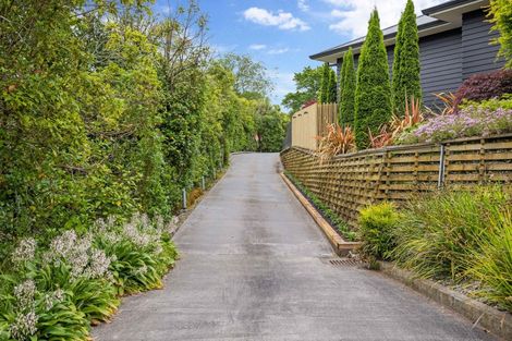 Photo of property in 1 Waimarama Court, Roslyn, Palmerston North, 4414