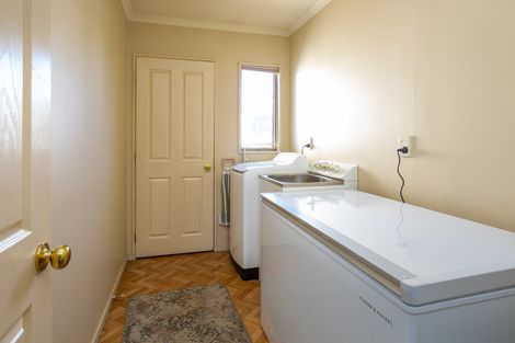 Photo of property in 6 Fir Close, Alexandra, 9320