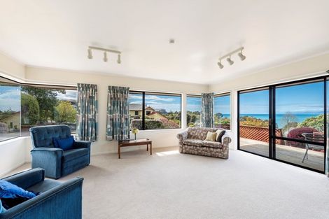 Photo of property in 10 Van Beek Place, Ruby Bay, Mapua, 7005