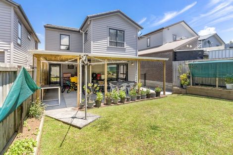 Photo of property in 24 Tutuwhatu Crescent, Weymouth, Auckland, 2103