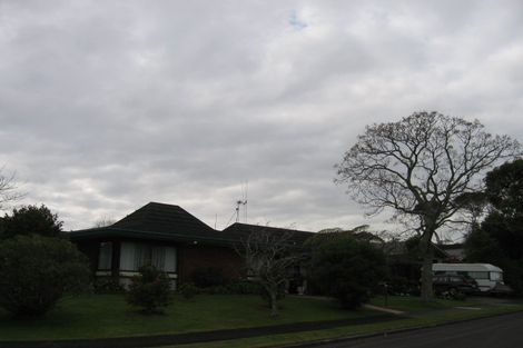 Photo of property in 2 Elmes Place, Matua, Tauranga, 3110