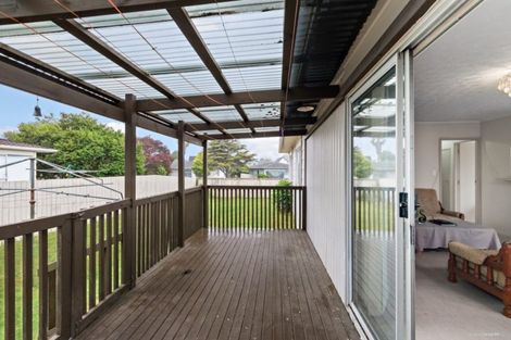 Photo of property in 1/30 Challen Close, Conifer Grove, Takanini, 2112