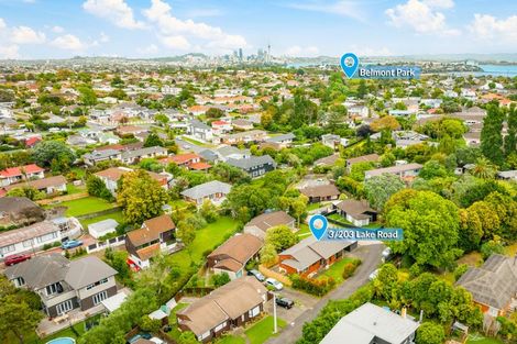 Photo of property in 3/203 Lake Road, Belmont, Auckland, 0622