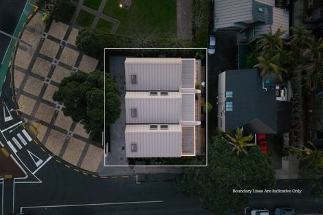 Photo of property in 2a Hauraki Road, Hauraki, Auckland, 0622