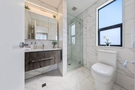 Photo of property in 27 Tahuhu Road, Mount Wellington, Auckland, 1062