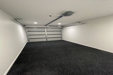 Photo of property in 2/10 Vinifera Place, Fairview Heights, Auckland, 0632