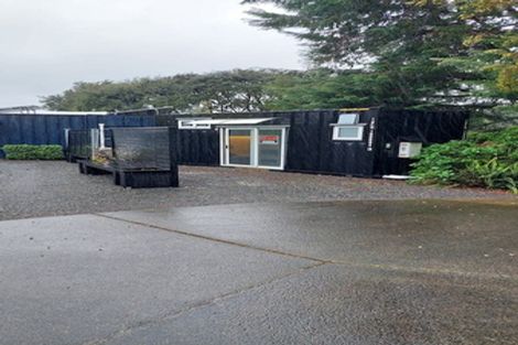 Photo of property in 19 Rauhuia Crescent, Parau, Auckland, 0604