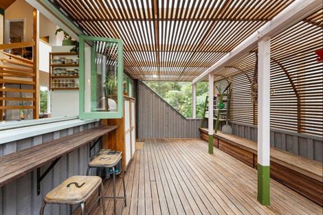 Photo of property in 38 Grand View Road, Leigh, 0985