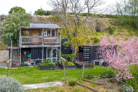 Photo of property in 21 Albany Lane, Havelock North, 4130