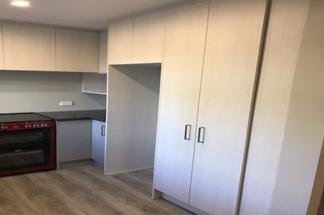 Photo of property in 105 Sandspit Road, Shelly Park, Auckland, 2014