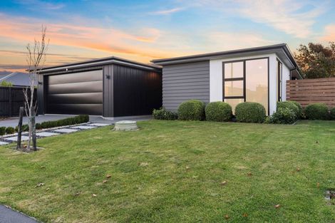 Photo of property in 13 Whitburn Avenue, Halswell, Christchurch, 8025