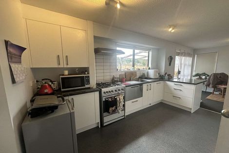 Photo of property in 35 Glen Road, Stokes Valley, Lower Hutt, 5019