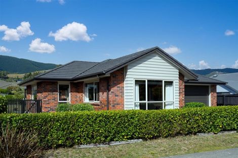 Photo of property in 76 Covent Drive, Stoke, Nelson, 7011