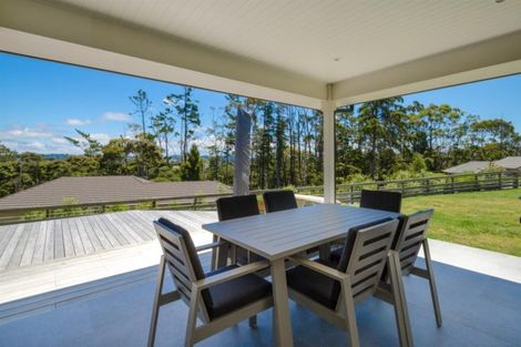 Photo of property in 24b Sunnyvale Road, Swanson, Auckland, 0614