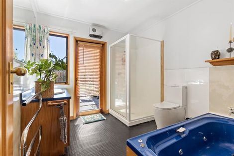 Photo of property in 8 Sargood Drive, Wanaka, 9305