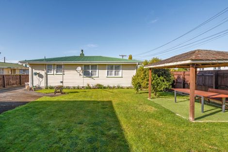 Photo of property in 27 Freyberg Street, Solway, Masterton, 5810