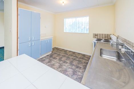 Photo of property in 120 Cornfoot Street, Castlecliff, Whanganui, 4501