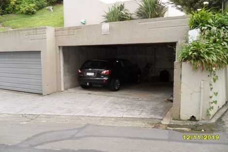 Photo of property in Ambassador Flats, 7 Maurice Terrace, Te Aro, Wellington, 6011