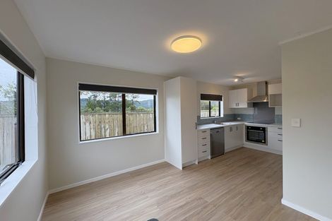 Photo of property in 15b Whitechapel Grove, Stokes Valley, Lower Hutt, 5019