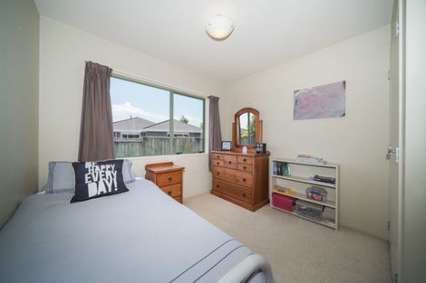 Photo of property in 5 Abby Road, Fitzherbert, Palmerston North, 4410