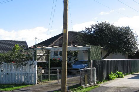 Photo of property in 36 Cooper Crescent, Otara, Auckland, 2023