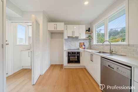 Photo of property in 4 Lord Street, Stokes Valley, Lower Hutt, 5019