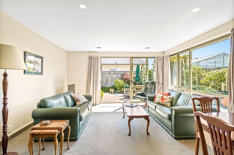 Photo of property in 9c Buxton Terrace, Saint Martins, Christchurch, 8022